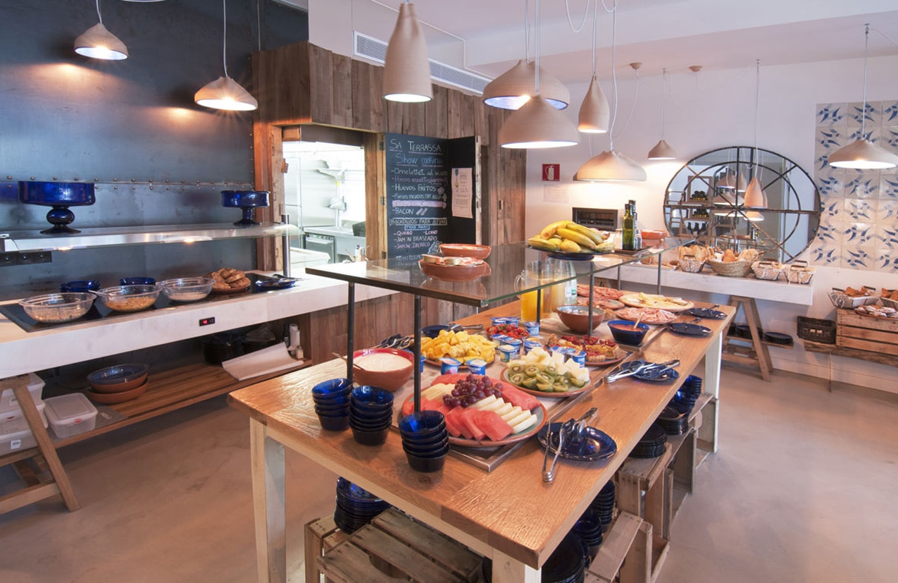 AZULAZULETE · Arquitectura e Interiorismo – Restaurante Sa Terrassa. Formentera 2015